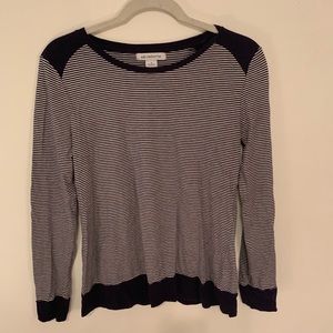 Fitted striped shirt